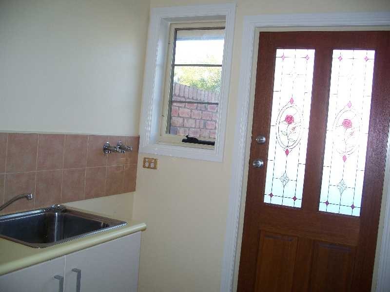 2/27 Jones Street, Westbury TAS 7303