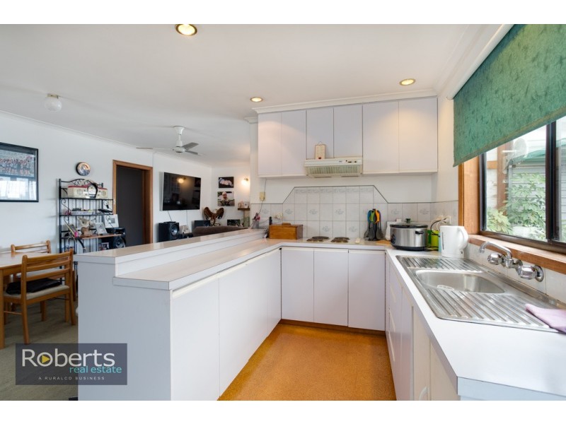 11 Lawson St, Mayfield TAS 7248