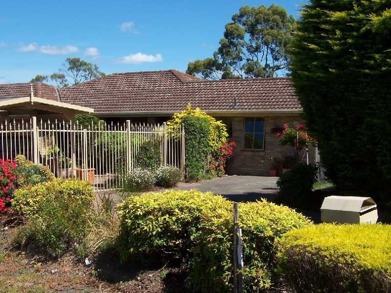 34 Rossmoyne Street, Norwood TAS 7250