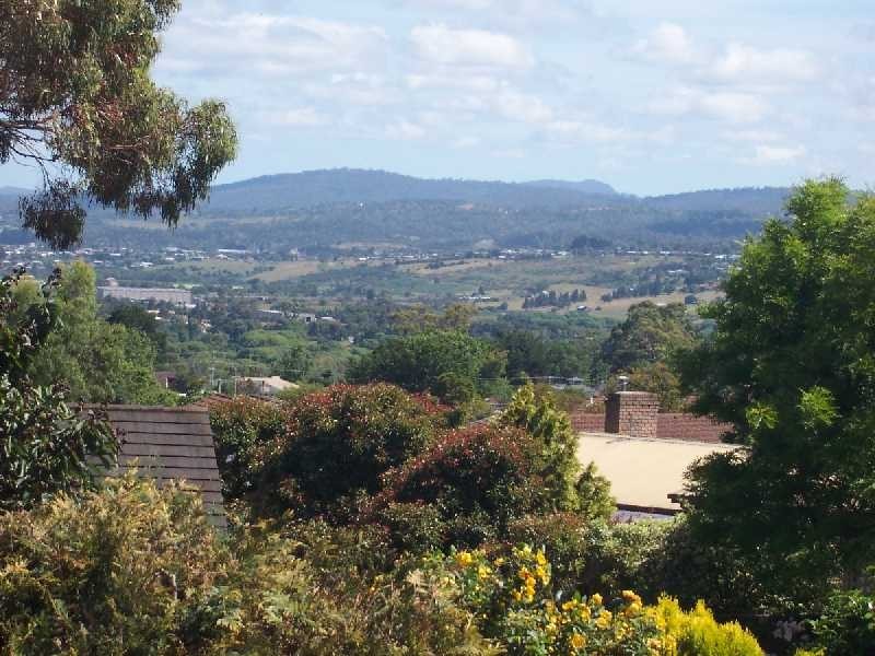 34 Rossmoyne Street, Norwood TAS 7250