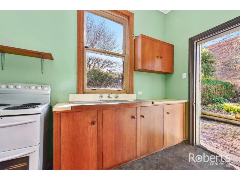 11 Crown Street, Launceston TAS 7250