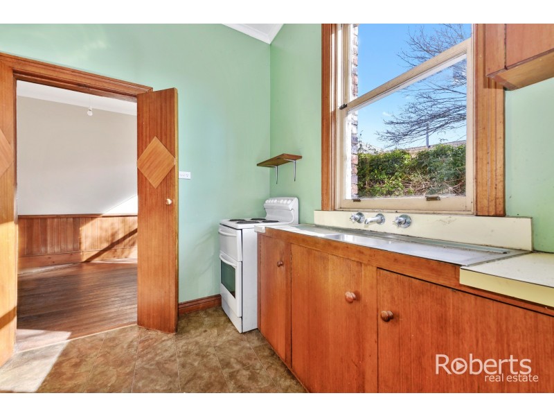 11 Crown Street, Launceston TAS 7250