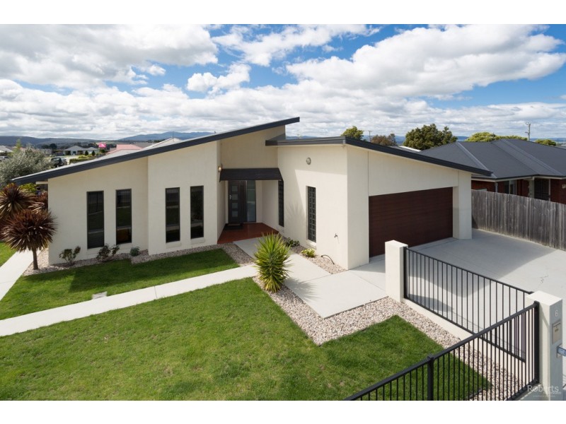 6 Dundas St, Youngtown TAS 7249