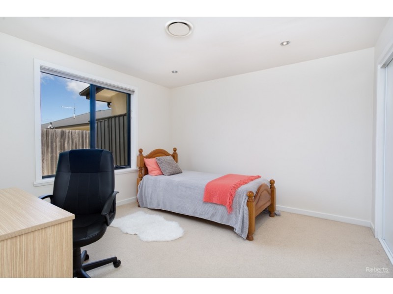 6 Dundas St, Youngtown TAS 7249