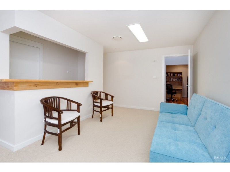 6 Dundas St, Youngtown TAS 7249