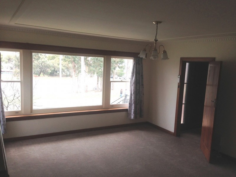 60 Racecourse Crescent, Launceston TAS 7250