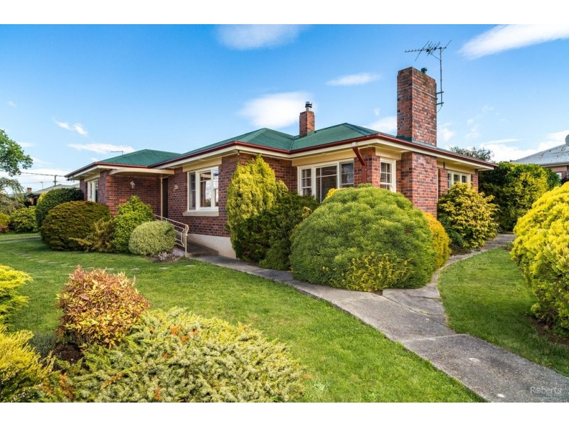 20 Freeland Crescent, Riverside TAS 7250