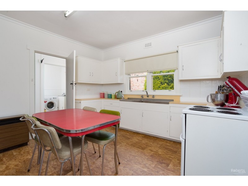 20 Freeland Crescent, Riverside TAS 7250