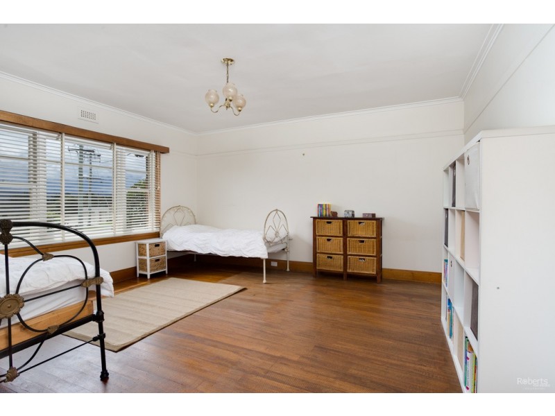 20 Freeland Crescent, Riverside TAS 7250