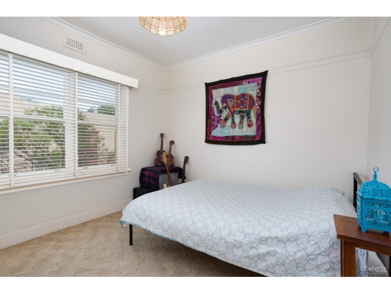 20 Freeland Crescent, Riverside TAS 7250