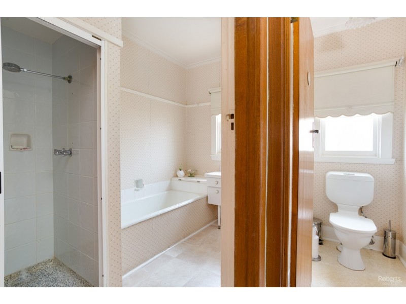 20 Freeland Crescent, Riverside TAS 7250