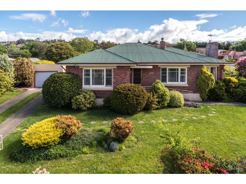 20 Freeland Crescent, Riverside TAS 7250