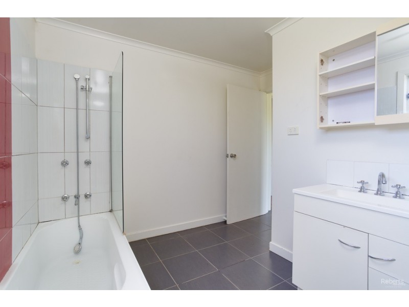 30 Faraday St, Ravenswood TAS 7250