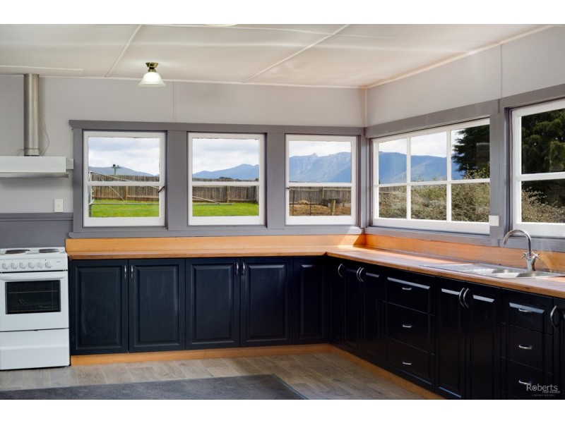 30 Caveside Road, Mole Creek TAS 7304