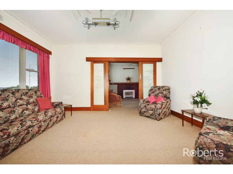 4 Tompsons Lane, Newnham TAS 7248