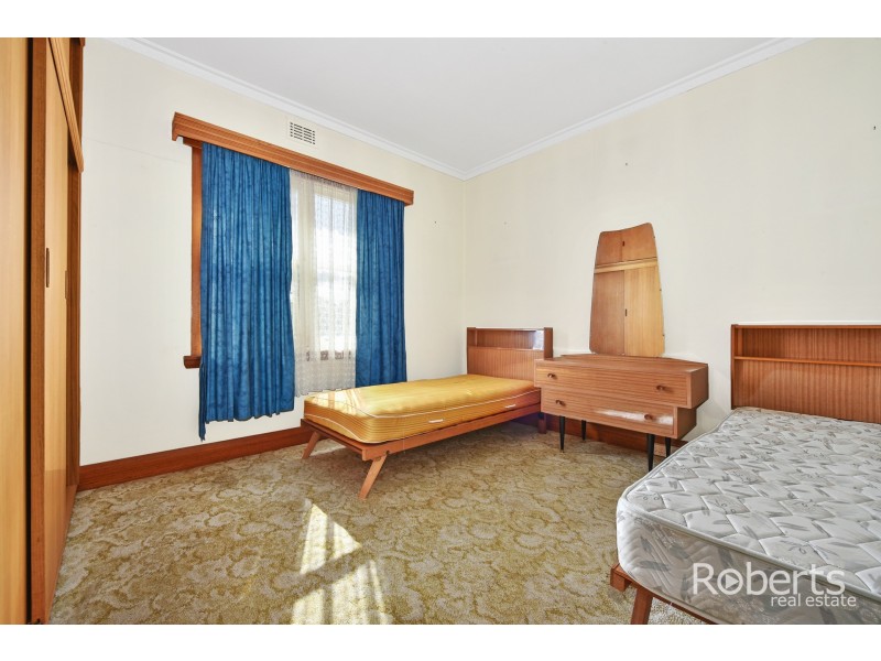 4 Tompsons Lane, Newnham TAS 7248