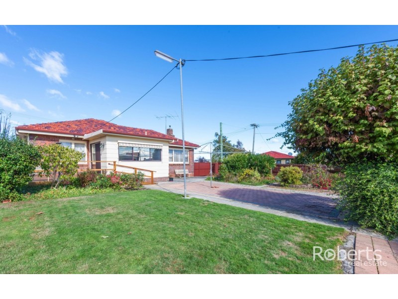 4 Tompsons Lane, Newnham TAS 7248