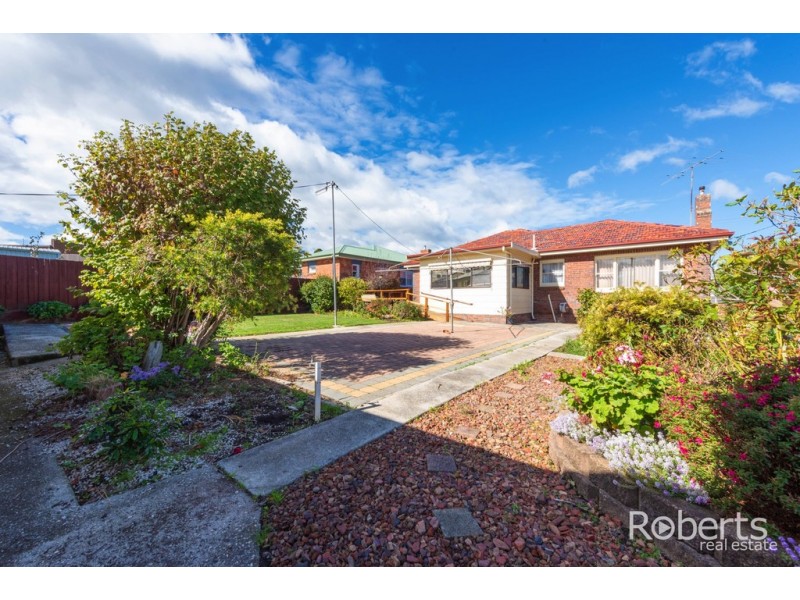 4 Tompsons Lane, Newnham TAS 7248