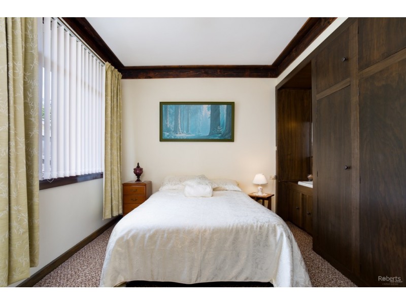 15 Cherry Road, Trevallyn TAS 7250