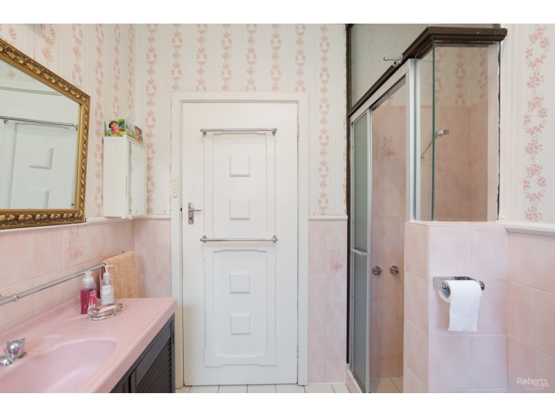 15 Cherry Road, Trevallyn TAS 7250