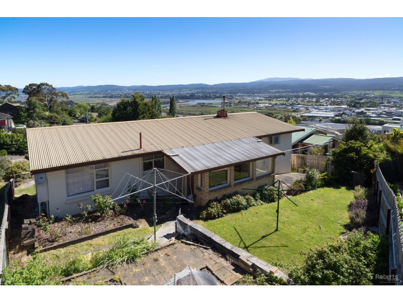 15 Cherry Road, Trevallyn TAS 7250