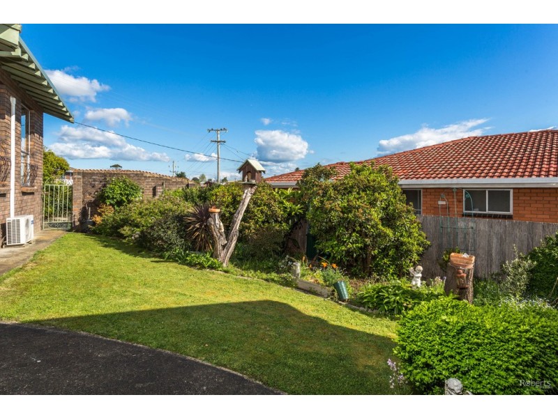 17 Bronzewing Ave, Newnham TAS 7248