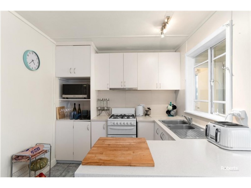 2 Eyre Street, Mayfield TAS 7248