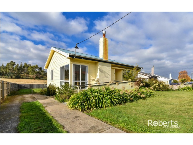 22 Treherne Street, Mayfield TAS 7248
