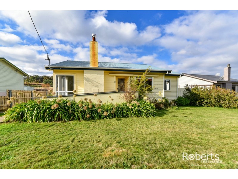 22 Treherne Street, Mayfield TAS 7248