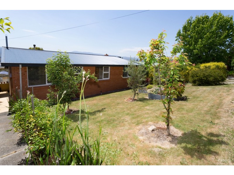 24 Emma Street, West Launceston TAS 7250
