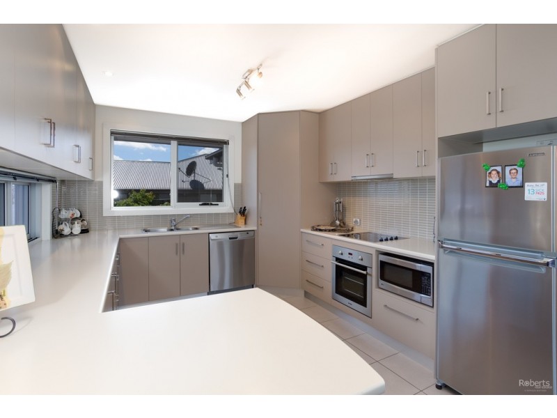 108 Mount Stuart Drive, Newnham TAS 7248