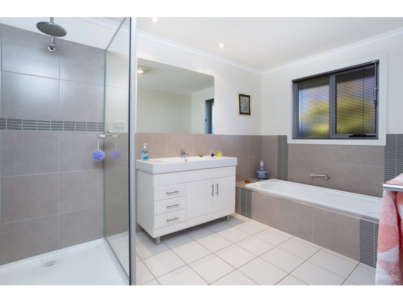 108 Mount Stuart Drive, Newnham TAS 7248