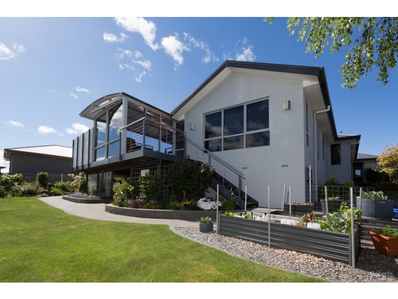 108 Mount Stuart Drive, Newnham TAS 7248