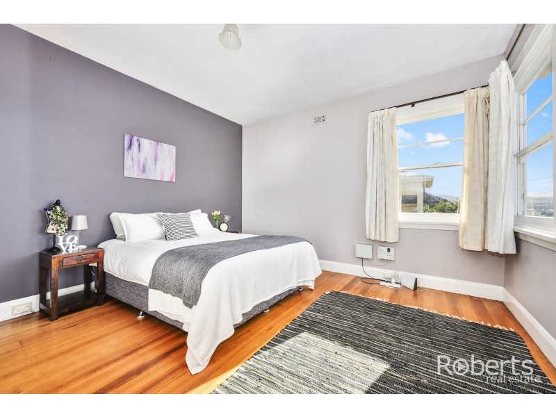 9 Robin St, Newstead TAS 7250
