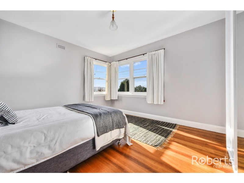 9 Robin St, Newstead TAS 7250