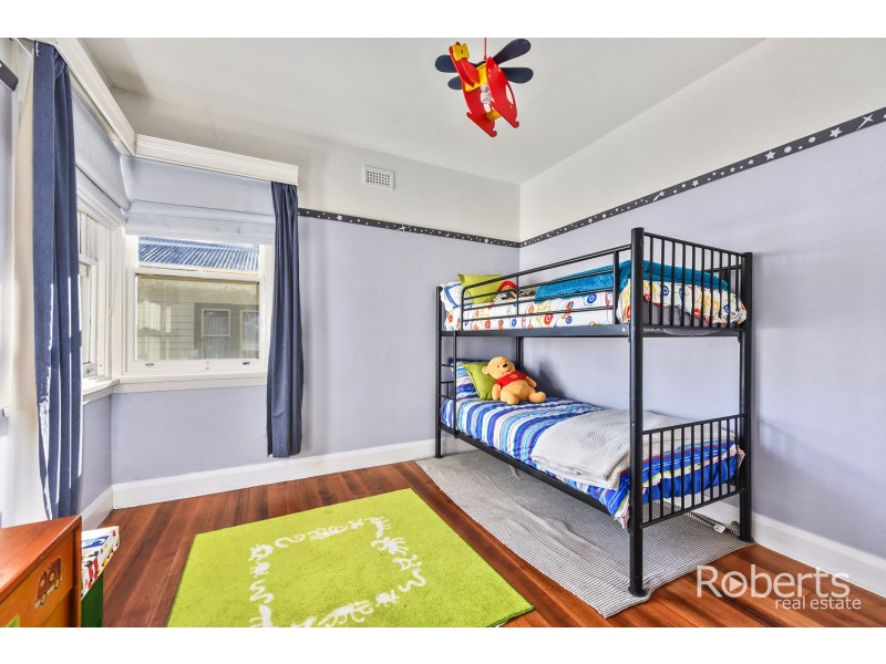 9 Robin St, Newstead TAS 7250