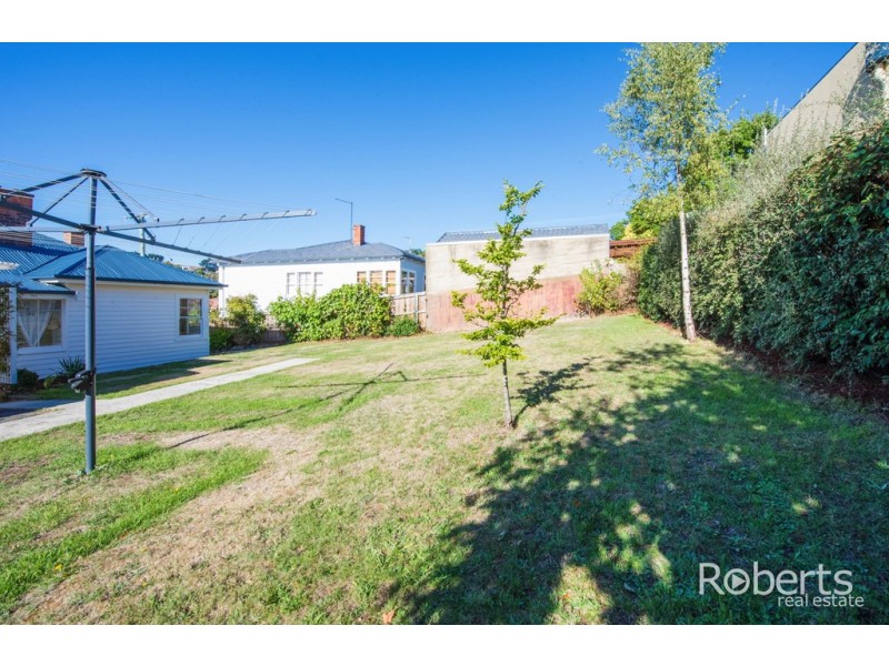 9 Robin St, Newstead TAS 7250