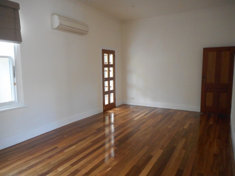 11 Dowling Street, Launceston TAS 7250