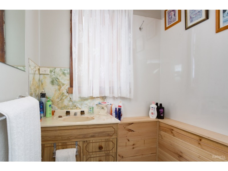 5 Burrows Street, Prospect Vale TAS 7250