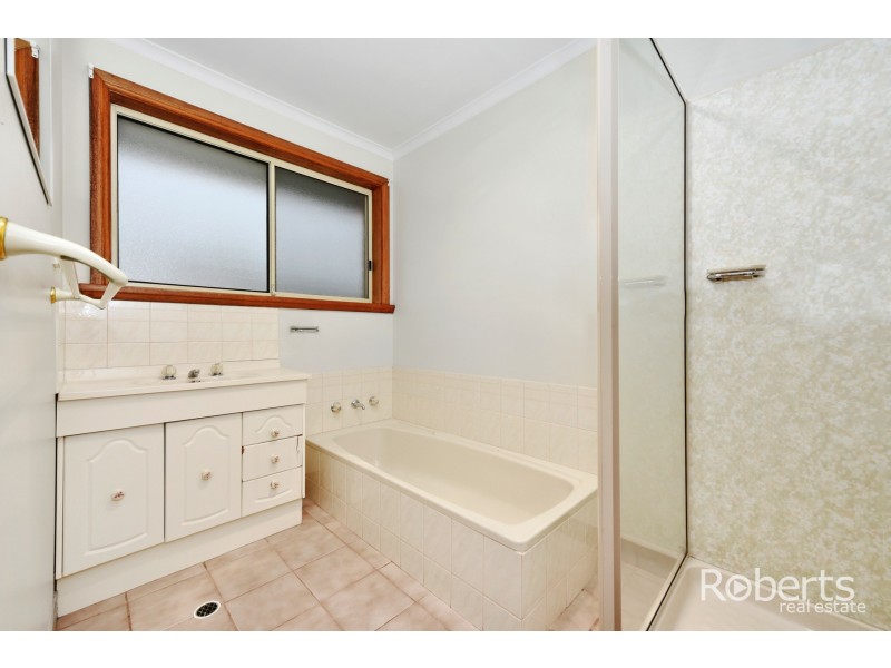 2/19 Cheltenham Way, Prospect Vale TAS 7250