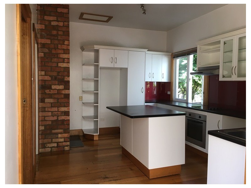 8 Strahan Road, Newstead TAS 7250