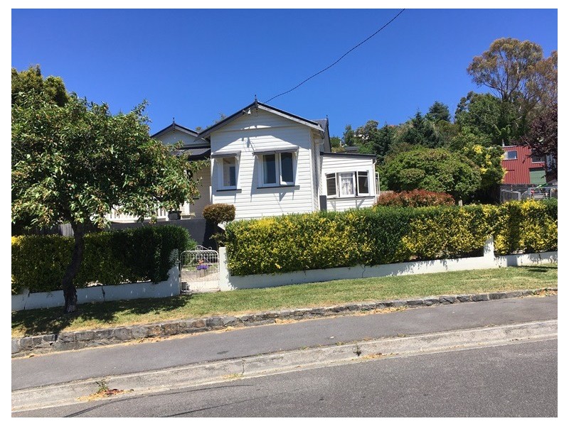 8 Strahan Road, Newstead TAS 7250