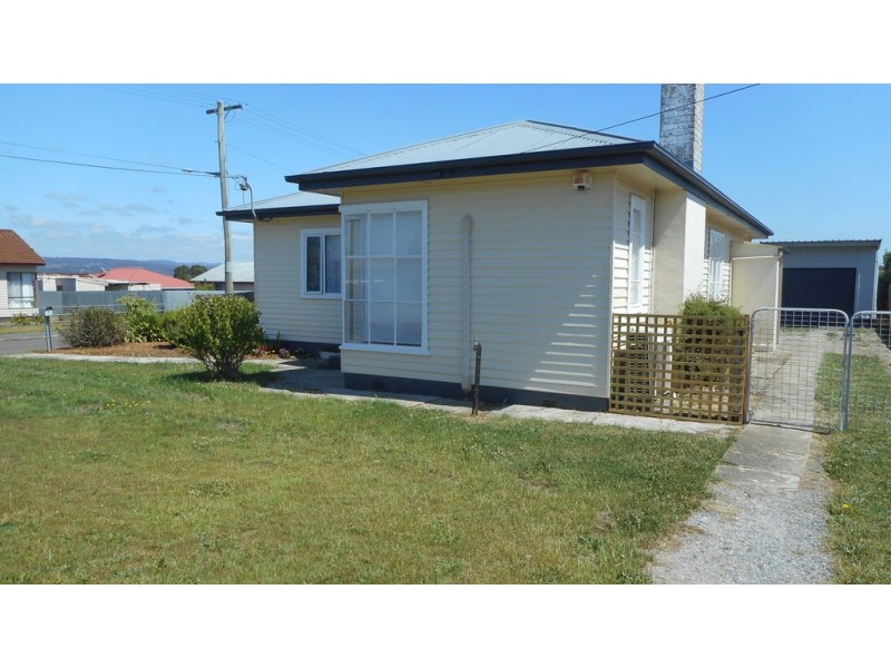 2 Eyre St, Mayfield TAS 7248
