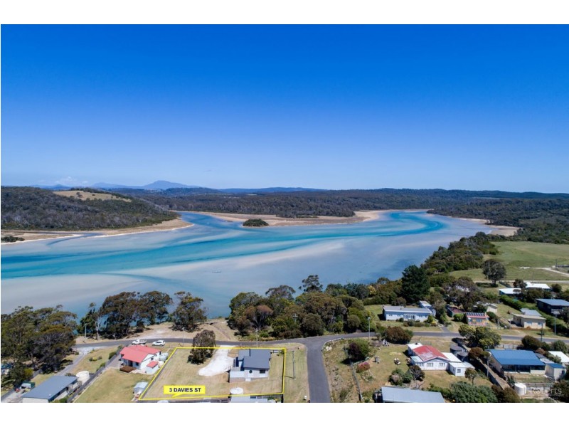 3 Davies Street, Weymouth TAS 7252