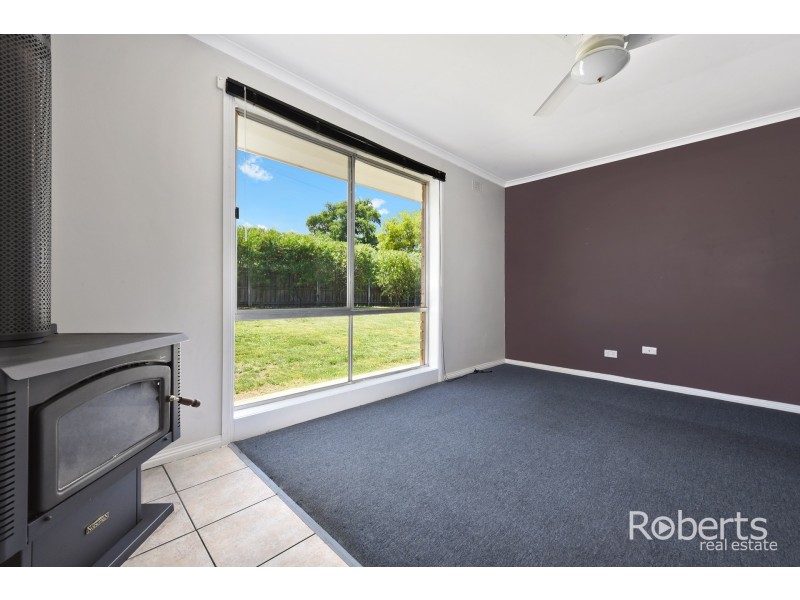 1 Bronzewing Avenue, Newnham TAS 7248