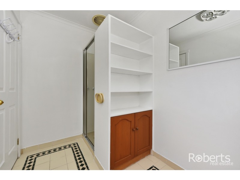 1 Bronzewing Avenue, Newnham TAS 7248