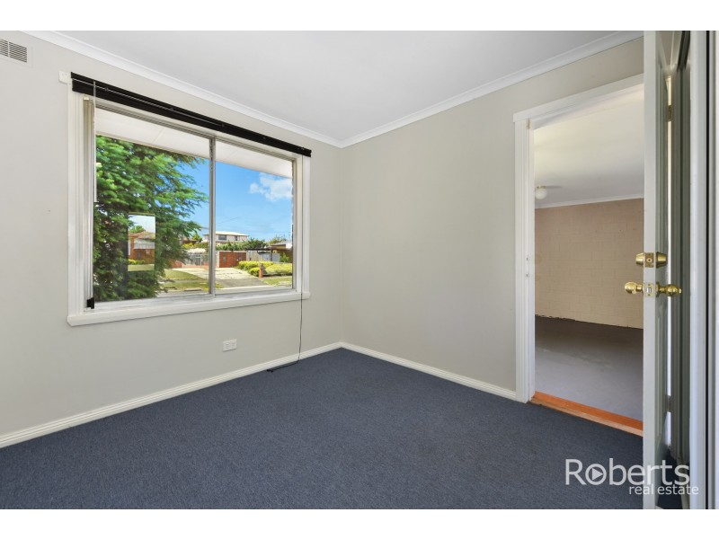 1 Bronzewing Avenue, Newnham TAS 7248