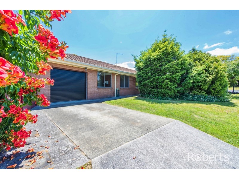 1 Bronzewing Avenue, Newnham TAS 7248