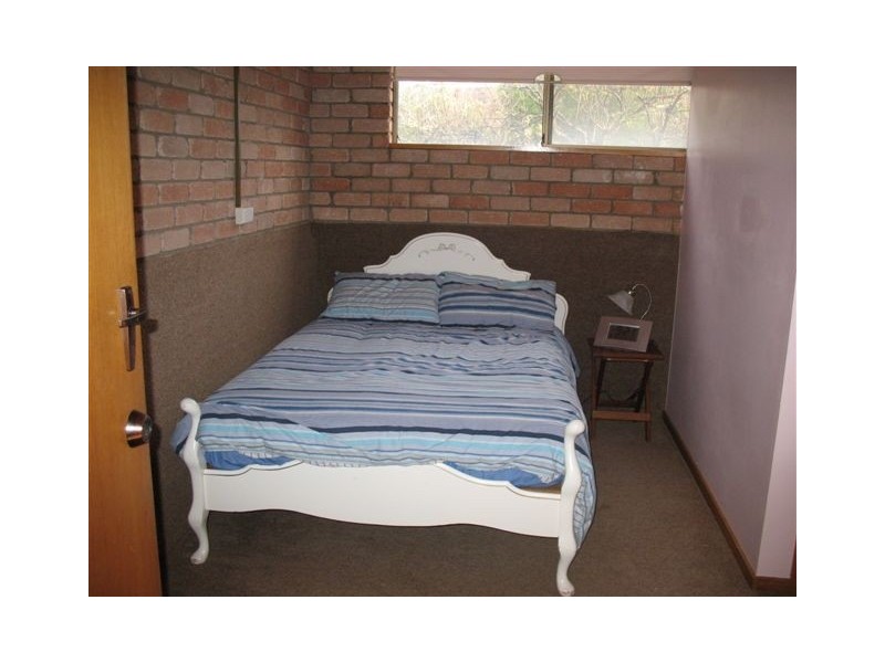 Flat – 15 Cormiston Road, Riverside TAS 7250