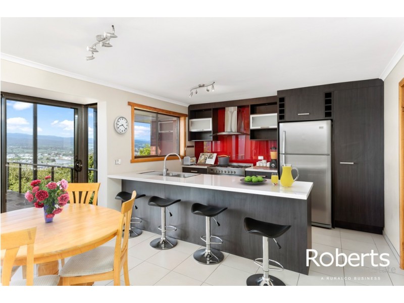 26 Whitford Grove, Trevallyn TAS 7250